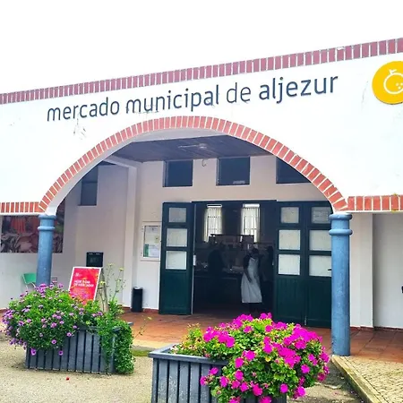 Дом отдыха Casa Flora - Vale Da Telha - Nature - Surf & Sun